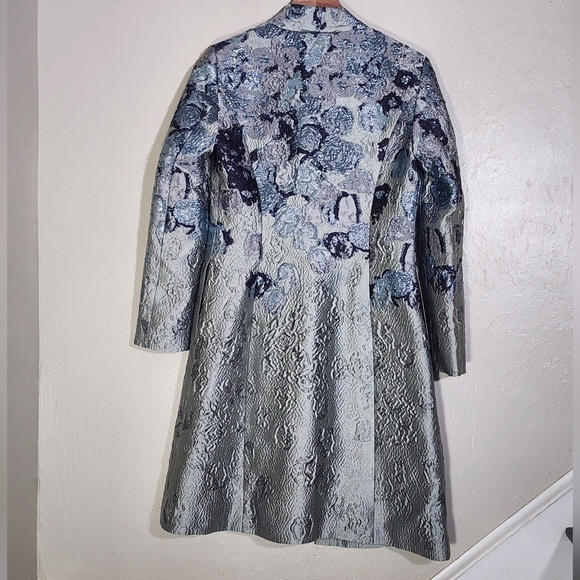 St. John Metallic Floral Jacquard Coat - Picture 4 of 6